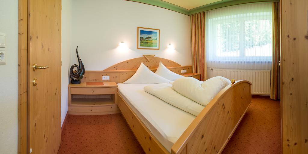 Appartementhaus Pinnisblick Neustift im Stubaital Cameră foto